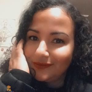 Meet your Posher, Daniela